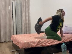 Culo grande, Extremo, Pedorrearse, Latina