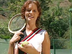 Verga grande, Mamada, Universitaria, Semen en la boca, Al aire libre, Pelirrojo, Puta, Deporte