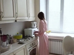 Nana, Sucer une bite, Brunette brune, En gros plan de très près, Fétiche des pieds, Branlette thaïlandaise, Hard, Pov