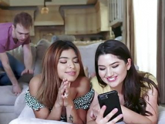 2 femmes 1 homme, Groupe, Orgasme