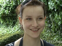 Grosser arsch, Grosser schwanz, Braunhaarige, Schwanz, Behaart, Unschuldig, Geld, Kurzes haar