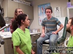 Americano, Entre bastidores, Amarrada, Médico, Guantes, Enfermera, Orgasmo, Tetas