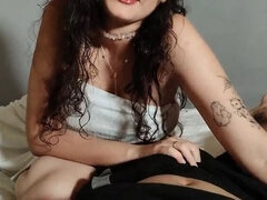 Язык в попке, Большая жопа, Минет, Парочка, Латиноамериканки, Голышом, Молоденькие, Сиськи