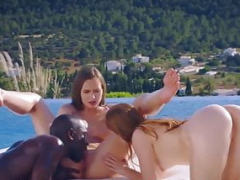 Usa college classmates have group intercourse at the beach