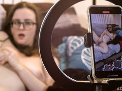 Amateur, Mamada, Estilo perrito, Gorda, Gafas, Pajear, Pov, Adolescente