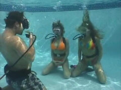 Rubia, Corridas, Garganta profunda, Polla, Pajear, Lesbiana, Chorro, Bajo el agua