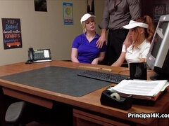 Любители, Секс без цензуры, Милф, В офисе, Учитель, Молоденькие, Втроем, Сиськи