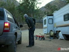 Amerikanisch, Blasen, Schwanz, Aufs gesicht abspritzen, Lecken, Höschen, Zierlich, Muschi