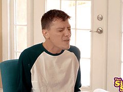 Grosser arsch, Blasen, Spermaladung, Lecken, Mutti, Muschi, Realität, Schreiend