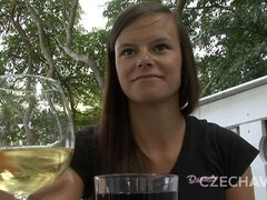 Bezaubernd, Blasen, Braunhaarige, Hundestellung, Handjob, Selbstgemacht, Jungendliche (18+), Titten