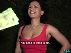 Blasen, Behaart, Handjob, Milf, Geld, Im freien, Verführt, Entkleiden