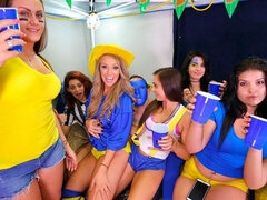 Gros cul, Gros seins, Sucer une bite, Pom pom girl, Branlette thaïlandaise, Fête, Chatte, Adolescente