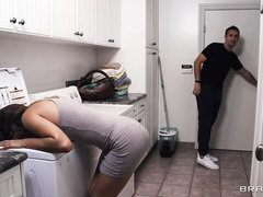 Blonde, Sucer une bite, Fétiche, Poilue, Branlette thaïlandaise, Léchez, Adolescente, Nénés