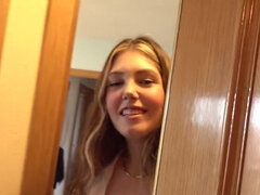 18 ans, Anal, Cul, Gros cul, Grosse bite, Tromperie, Actrice du porno, Adolescente