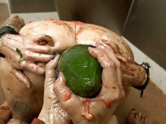 Diep in de keel, Seksspeelgoed, Vuisten, Voeten fetish, Hardcore, Gigantische dildo, Moeder die ik wil neuken, Trio