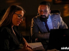 Спальня, Большая жопа, Большой член, Минет, Бондаж, Чулки, Молоденькие, Сиськи