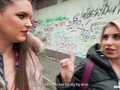 Grosse titten, Fingern, Küssen, Lesbisch, Masturbation, Muschi, Jungendliche (18+), Titten