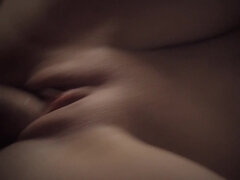 Blondine, Blasen, Spermaladung, Fingern, Hd, Natürlichen titten, Muschi, Rasiert