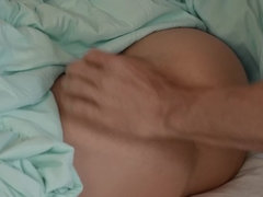 Paar, Aufs gesicht abspritzen, Lecken, Natürlichen titten, Piercing, Realität, Rasiert, Titten
