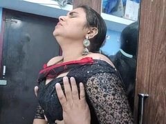 Leie, Tussi, Grosse titten, Vollbusig, Indisch, Milf, Pov