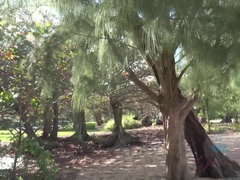 Playa, Vestido, Penetracion con dedos, Despelote, Besar, Al aire libre, Pov, Tetas