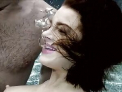 Americano, Morena, Penetracion con dedos, Maduro, Orgasmo, Al aire libre, Tetas, Bajo el agua