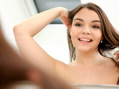Gros cul, Gros seins, Brunette brune, Doigter, Masturbation, Maigrichonne, Solo, Mouillée