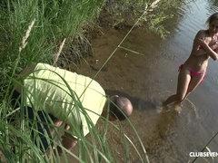 Mamada, Morena, Europeo, Sexo duro, Al aire libre, Afeitado, Adolescente, Tetas