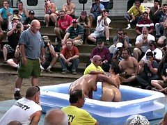 Gros seins, Lesbienne, Huilée, De plein air, Sport, Catch