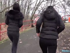Checa, Europeo, Sexo duro, Dinero, Al aire libre, Coño, Hermanas, Gemelos