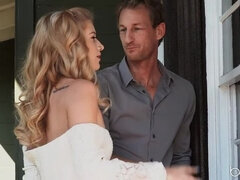 Americano, Rubia, Mamada, Polla, Corridas faciales, Coño, Montar, Tatuaje