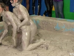 Wedding Babes Bitch Battle