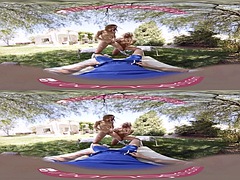 En tercera dimension, Tetas grandes, Lesbiana, Madres para coger, Mamá, Estrella porno, Adolescente, Tetas