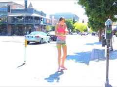 Bailar, Lencería, Masturbación, Orgasmo, Público, Chorro, Medias largas, Juguetes