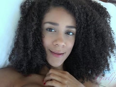 Leie, Blasen, Besamung, Freundin, Laktieren, Zierlich, Pov, Titten