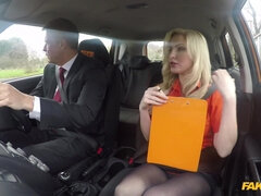 Blond, Pijpbeurt, Brits, Auto, Likken, Moeder die ik wil neuken, Doordringend, Vrouw