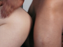 Anaal, Diep in de keel, Hardcore, Hakken, Interraciaal, Naakt, Shemale, Nat