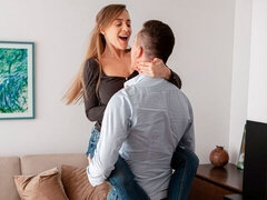 Culo grande, Rubia, Mamada, Estilo perrito, Pajear, Madres para coger, Afeitado, Estriptis