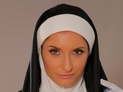 Anal, Mamada, Morena, Estilo perrito, Sexo duro, Medias largas, Trio, Uniforme