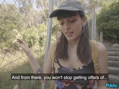 Mamada, Tetona, Latina, Al aire libre, Público, Montar, Español, Tetas