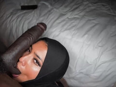 Arabisch, Blasen, Interrassisch, Lecken, Lingerie, Muschi, Strümpfe