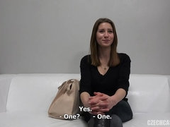 Morena, Checa, Sexo duro, Adolescente