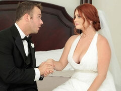 Gros cul, Gros seins, En levrette, Robe, Grosse, Mère que j'aimerais baiser, Seins naturels, Rousse roux