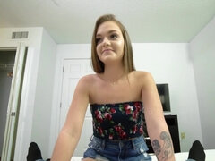 ベッドルーム, デカ尻, 茶髪の, コンドーム, 口内発射, バック, キッチン, 三人