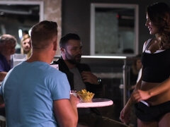 Blasen, Betrug, Verrückt, Aufs gesicht abspritzen, Fingern, Handjob, Lecken, Muschi