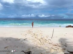 Amateur, Bikini, Tir de sperme, Branlette thaïlandaise, De plein air, Public, Chevaucher, Nénés