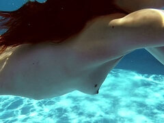 18 летние, Любители, Большая жопа, Брюнетки, Венгерки, Латиноамериканки, Сиськи, Под водой