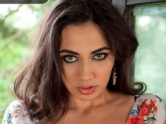 Amateur, Gros cul, Gros seins, Brunette brune, Doigter, Masturbation, Mère que j'aimerais baiser, Solo