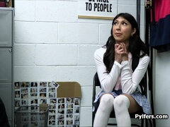 Enthousiasteling, Kont, Pijpbeurt, Bruinharig, Slipje, Gestolen, Tiener, Uniformpje