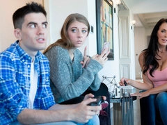 Kont, Pijpbeurt, Bruinharig, Rondborstig, Handbeurt, Likken, Moeder die ik wil neuken, Tieten likken